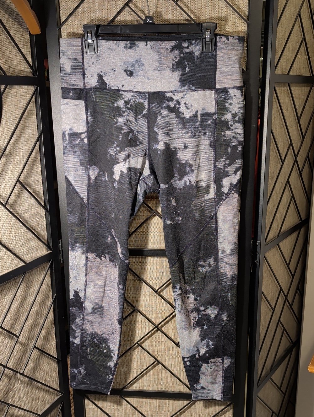 JoyLab High-Rise Abstract Print Leggings - Black & Gray